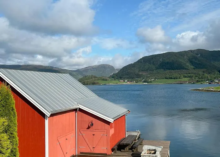 Unique Modern Harbour In Hébergement de vacances *